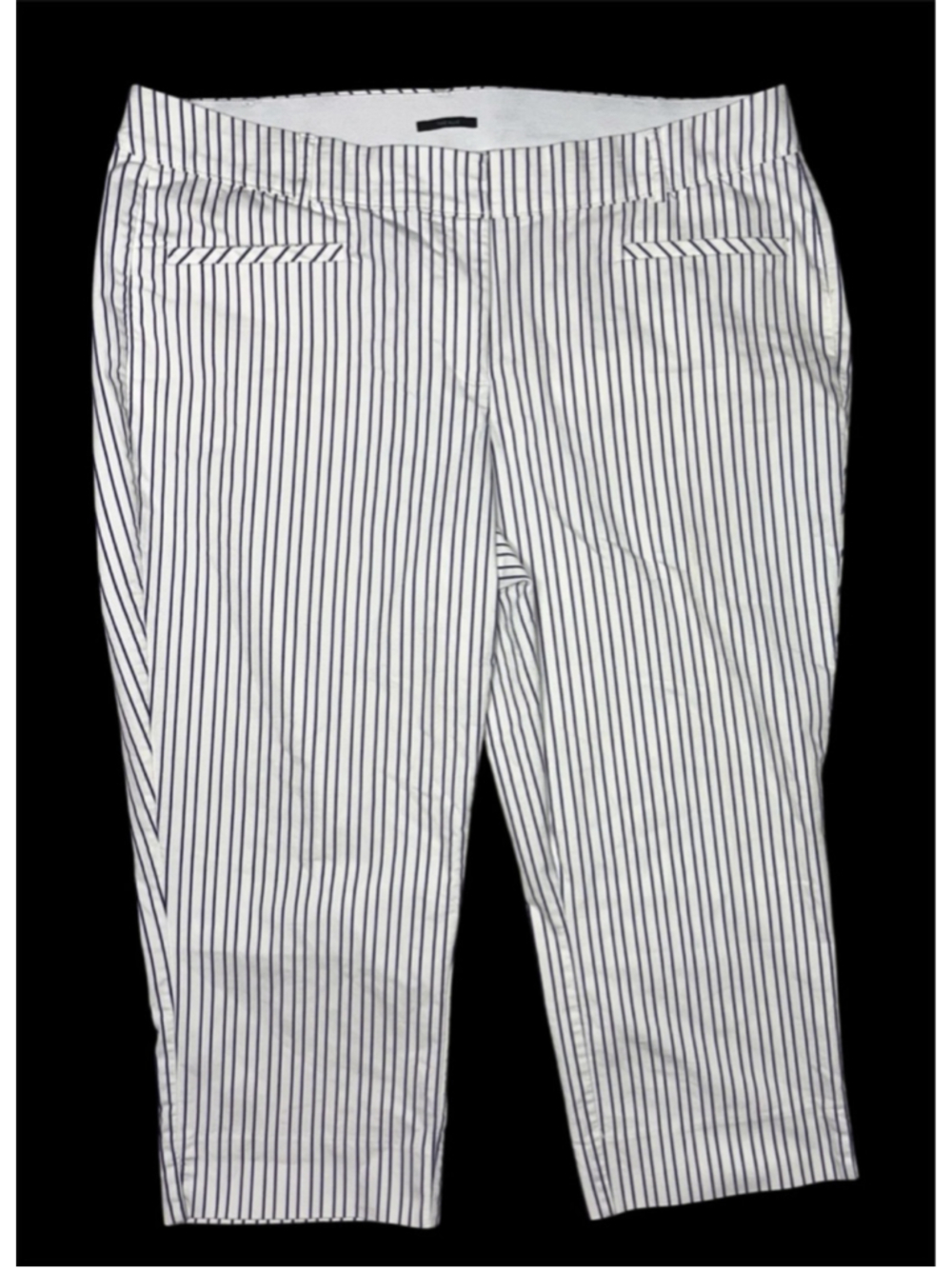 EUC Lane Bryant Coastal White & Navy Blue The Allie Cropped Pants Size 18W